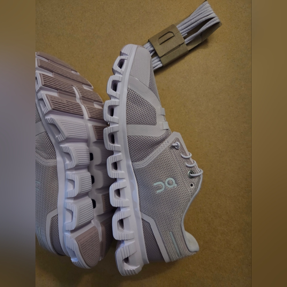 On Running Walking Sneakers Women Size 7.5 Cloud 6 - Picture 8 of 10